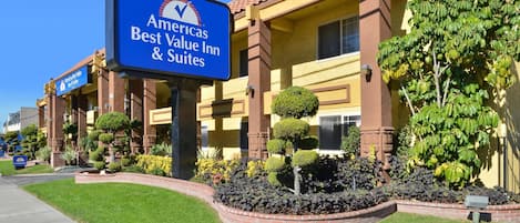 Fachada de la propiedad