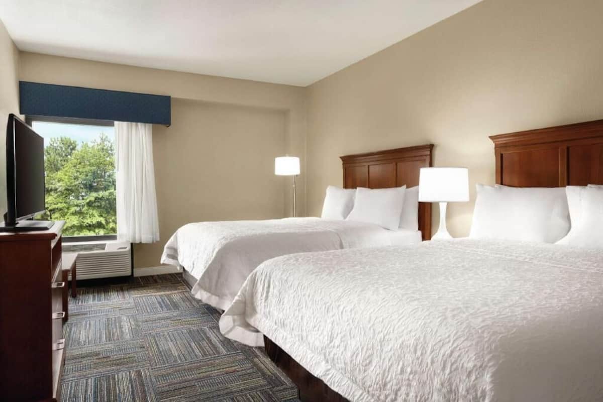 Premium bedding, pillowtop beds, in-room safe, desk