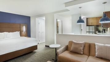 1 bedroom, desk, laptop workspace, blackout drapes