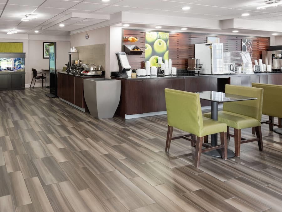 Kontinental frokost er inkludert