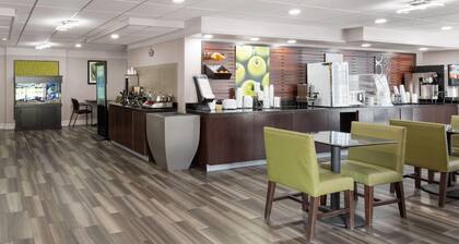La Quinta Inn by Wyndham Nashville South