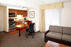 Studio, 2 Double Beds, Non Smoking | Private kitchen