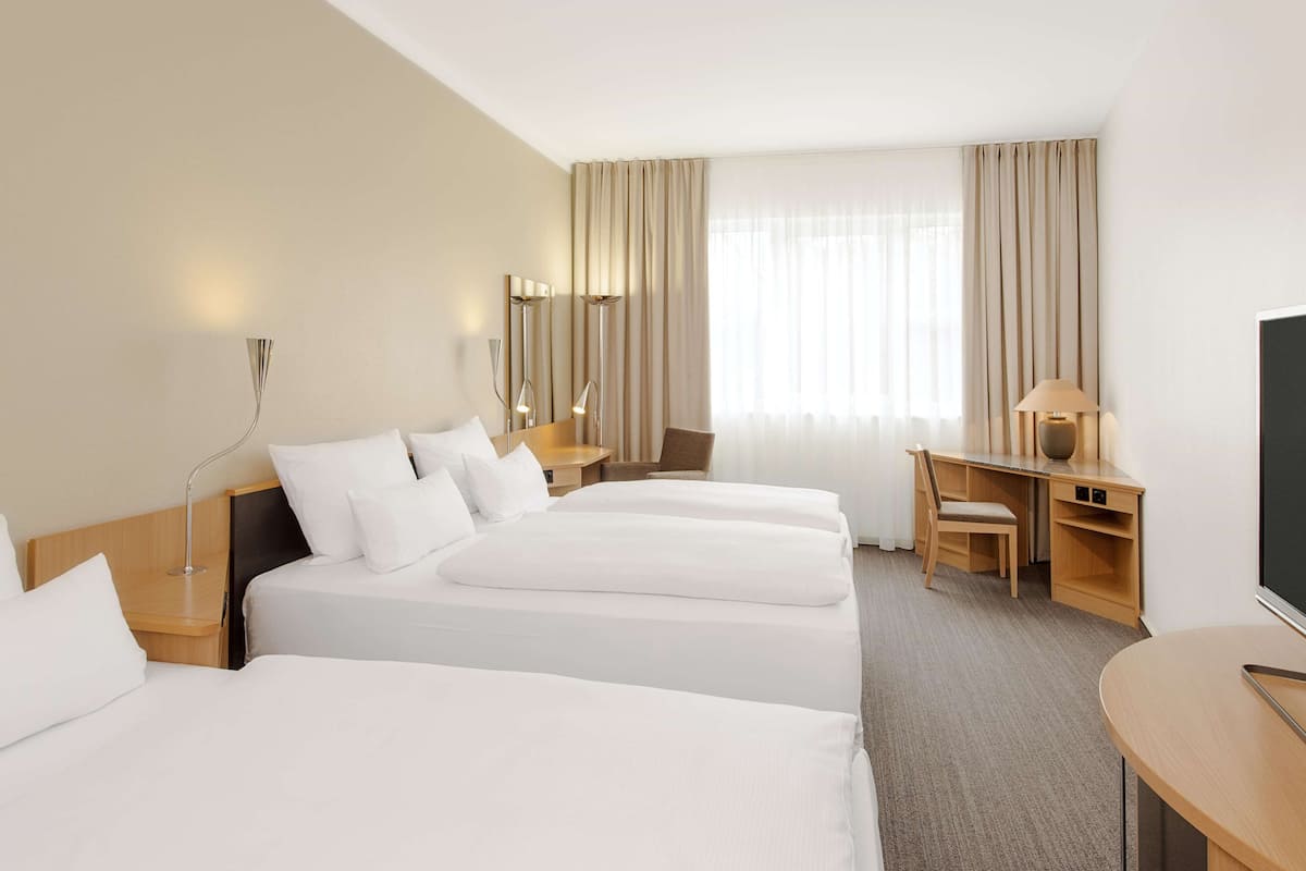 Standard Room (Extra Large) | Premium bedding, memory-foam beds, minibar, in-room safe