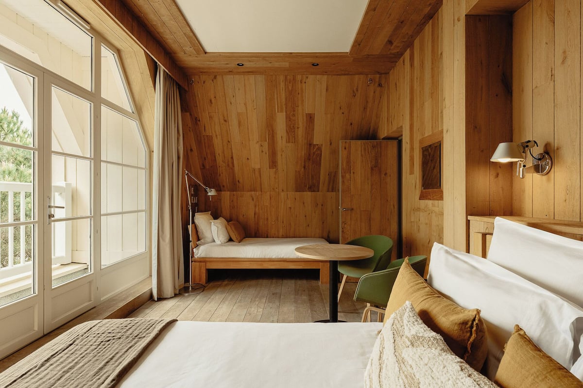 family suite, balcony | 1 bedroom, premium bedding, minibar, in-room safe