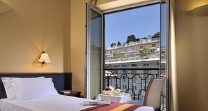 Standardzimmer, 1 Einzelbett, Nichtraucher | Daunenbettdecken, Betten mit Memory-Foam-Matratzen, Minibar, Zimmersafe