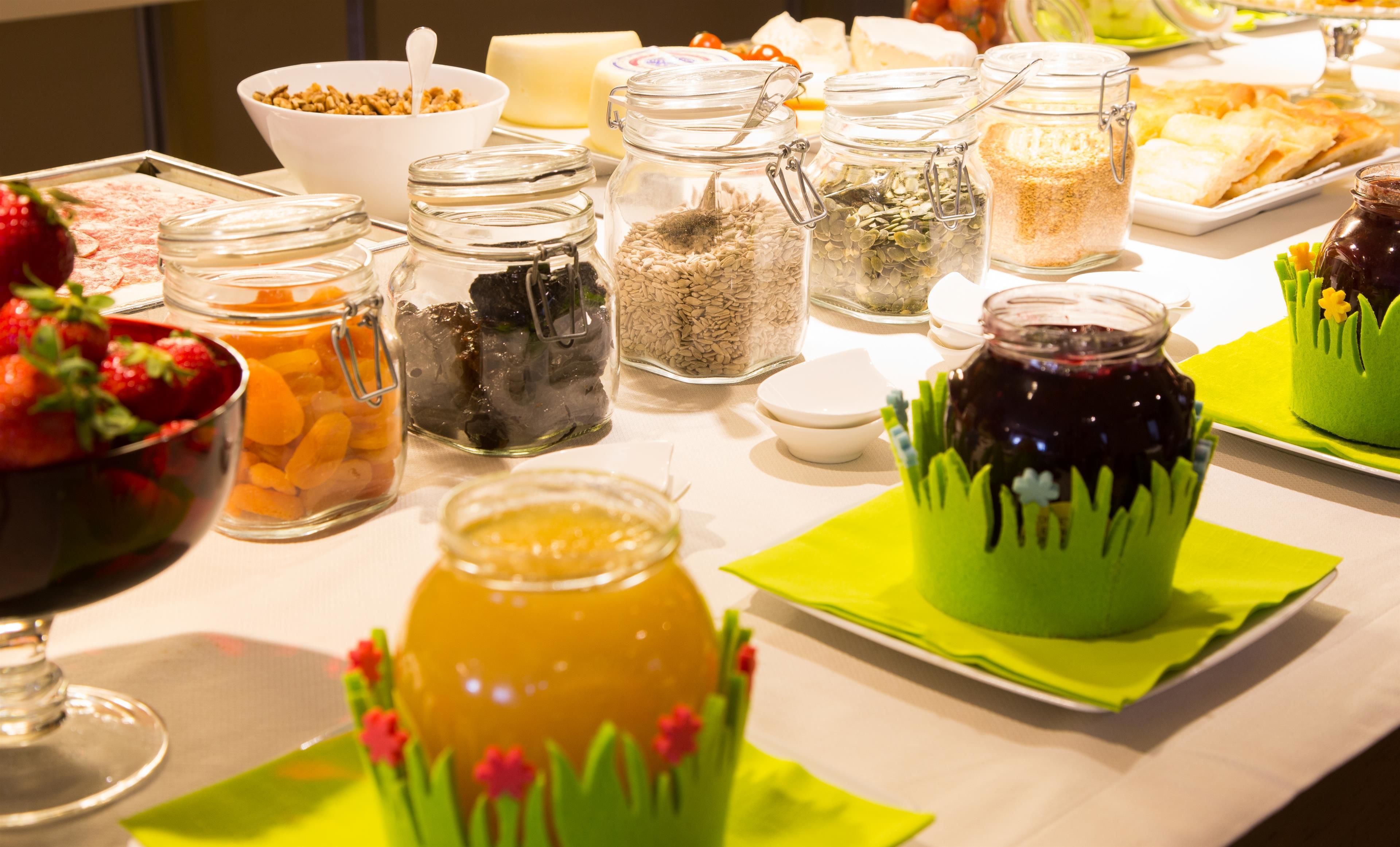 daily buffet breakfast (eur 12 per person)