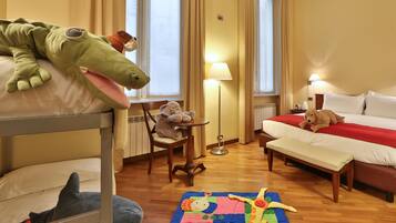 Family Room, Multiple Beds, Non Smoking (1 extra bed) | Down comforters, memory foam beds, minibar, in-room safe
