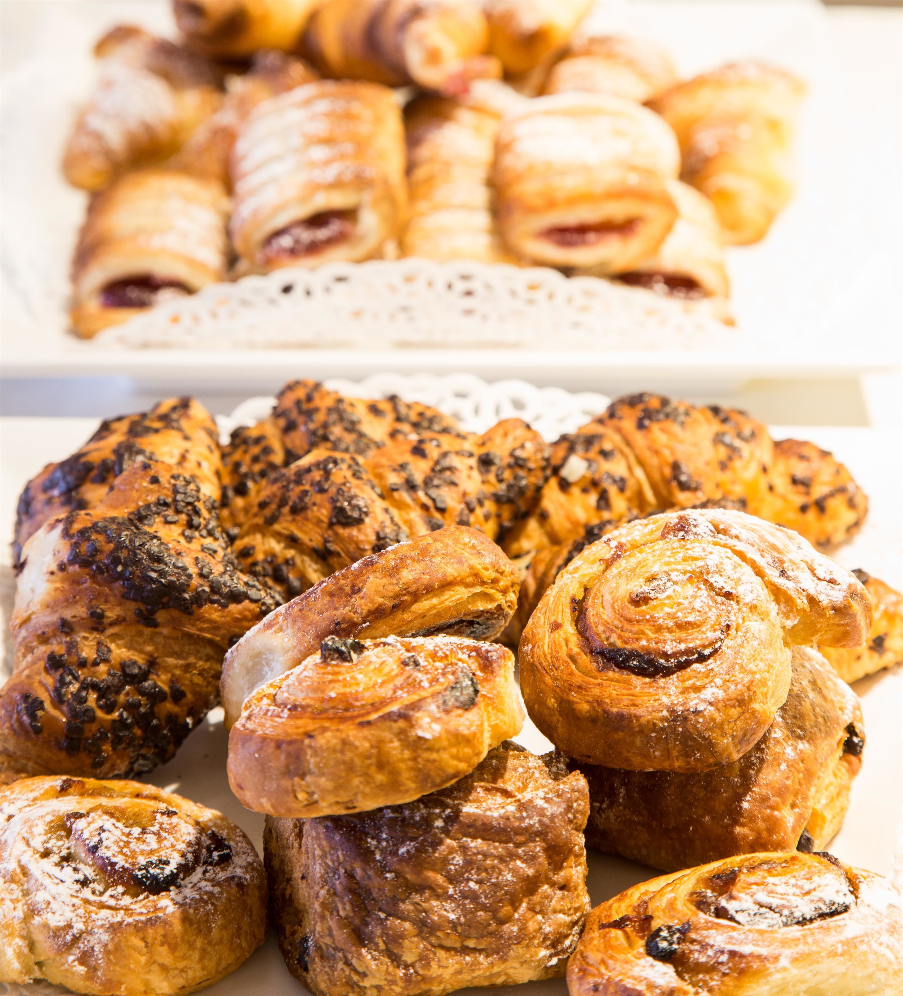 daily buffet breakfast (eur 12 per person)