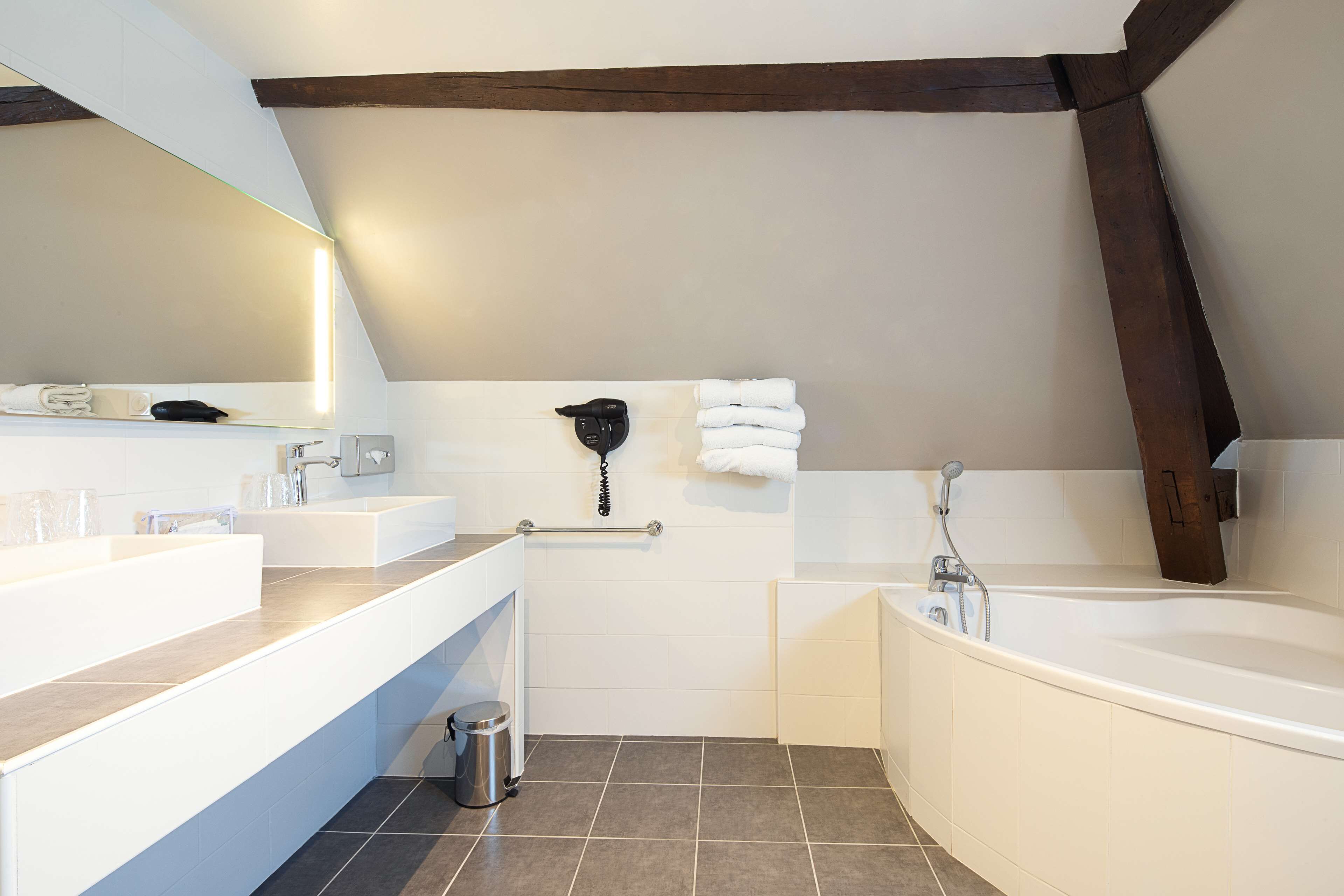 Photo - Best Western Central Hotel