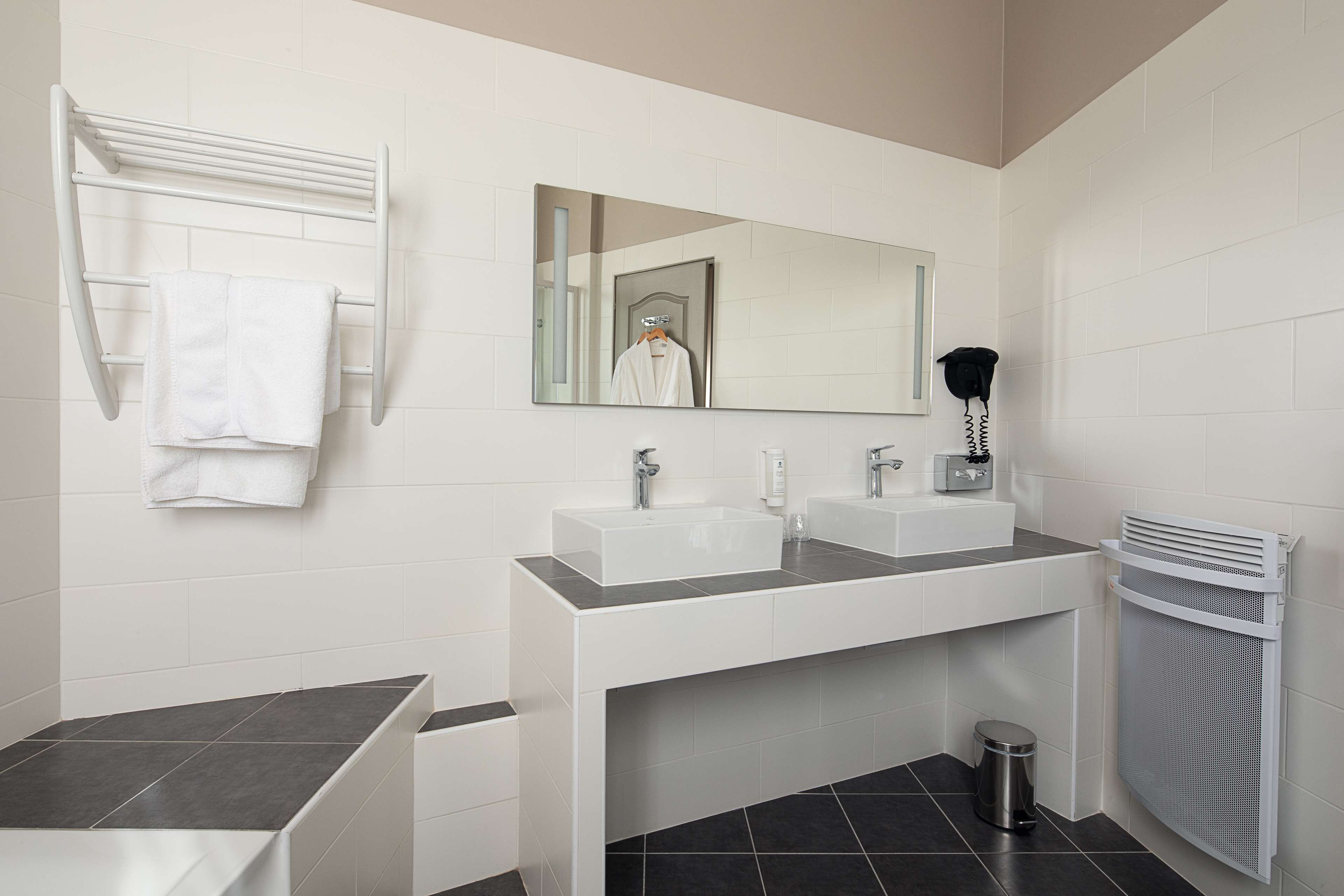 Photo - Best Western Central Hotel