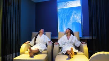 Couples treatment rooms, sauna, hot tub, steam room, body treatments