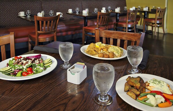 Breakfast, lunch, dinner served; American cuisine 