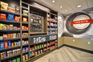 Snack bar