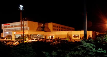 Doubletree by Hilton Hotel Fayetteville