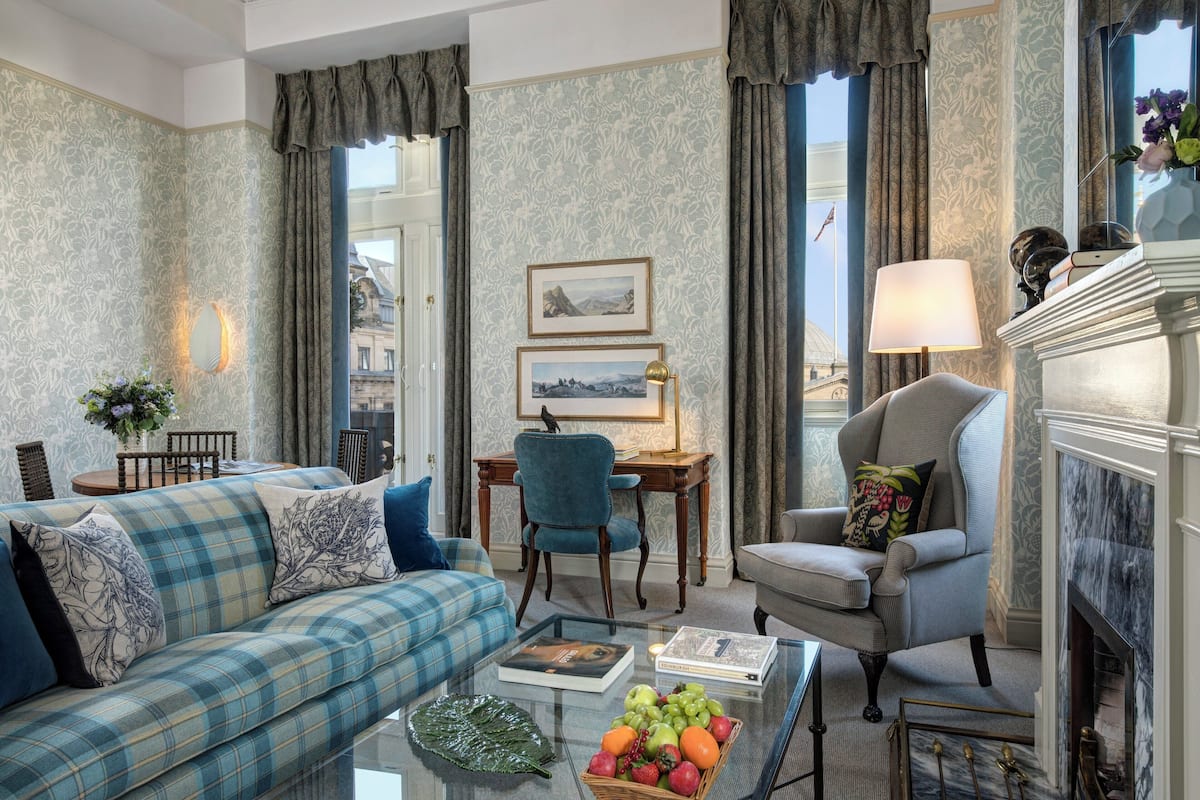 Grand Suite | Premium bedding, minibar, in-room safe, desk