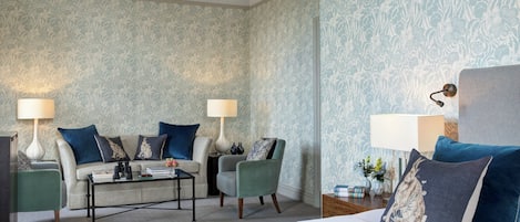 Biancheria da letto di alta qualità, minibar, una cassaforte in camera