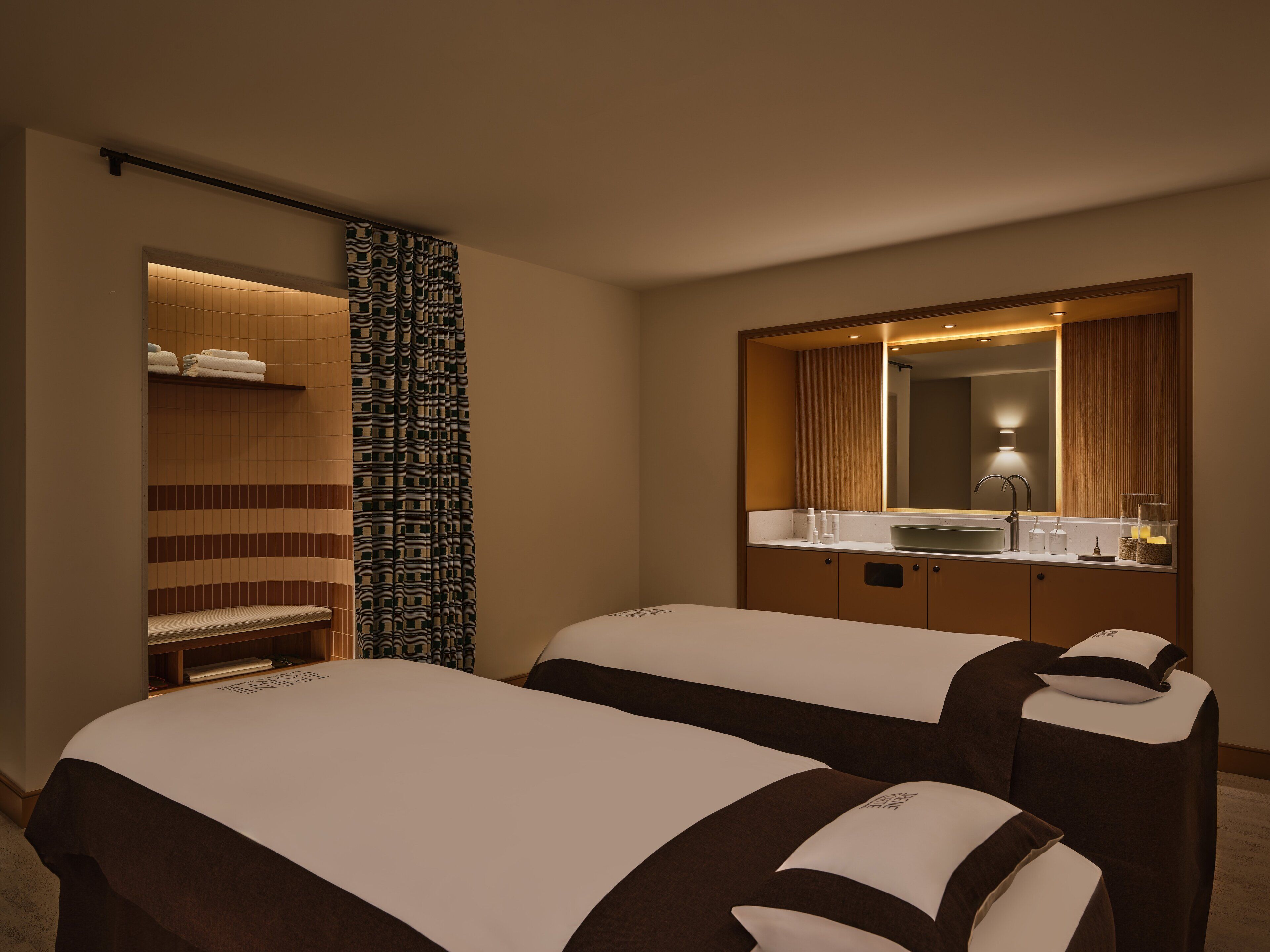 Sauna, baño turco, tratamientos corporales 