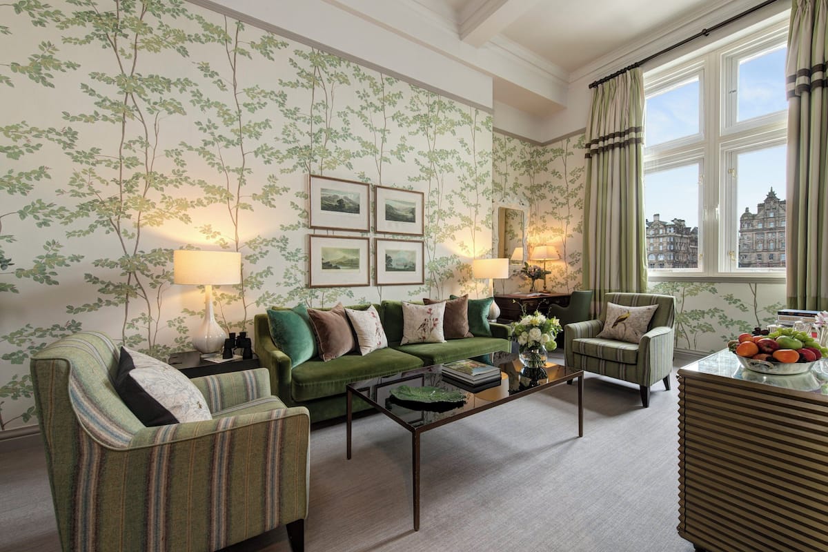 Suite Classic | Biancheria da letto di alta qualità, minibar, una cassaforte in camera