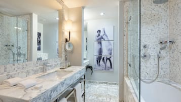 Classic Room | Bathroom | Shower, designer toiletries, hair dryer, bathrobes