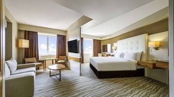 Superior Room | Premium bedding, minibar, in-room safe, desk