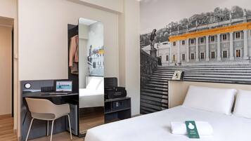 Standard Double Room, 1 Queen Bed | In-room safe, iron/ironing board, free WiFi, bed sheets