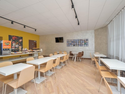 B&B Hotel Como City Center