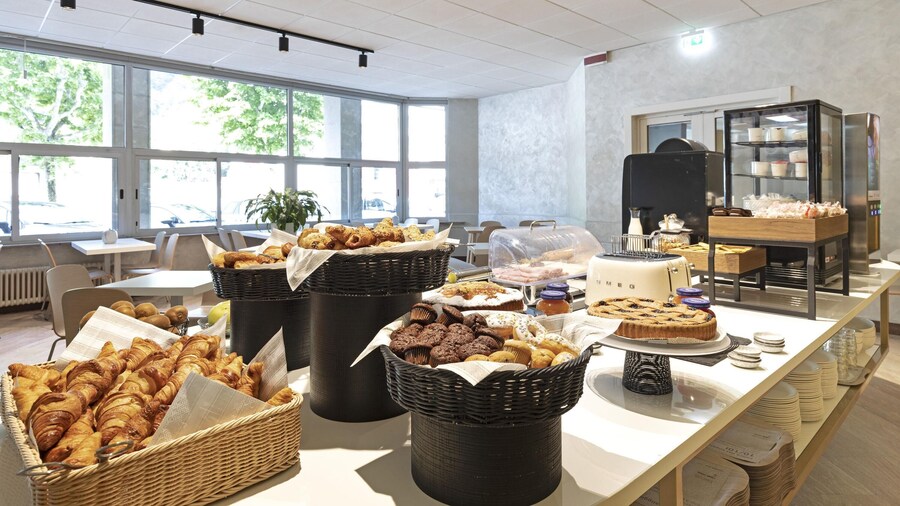 B&B Hotel Como City Center