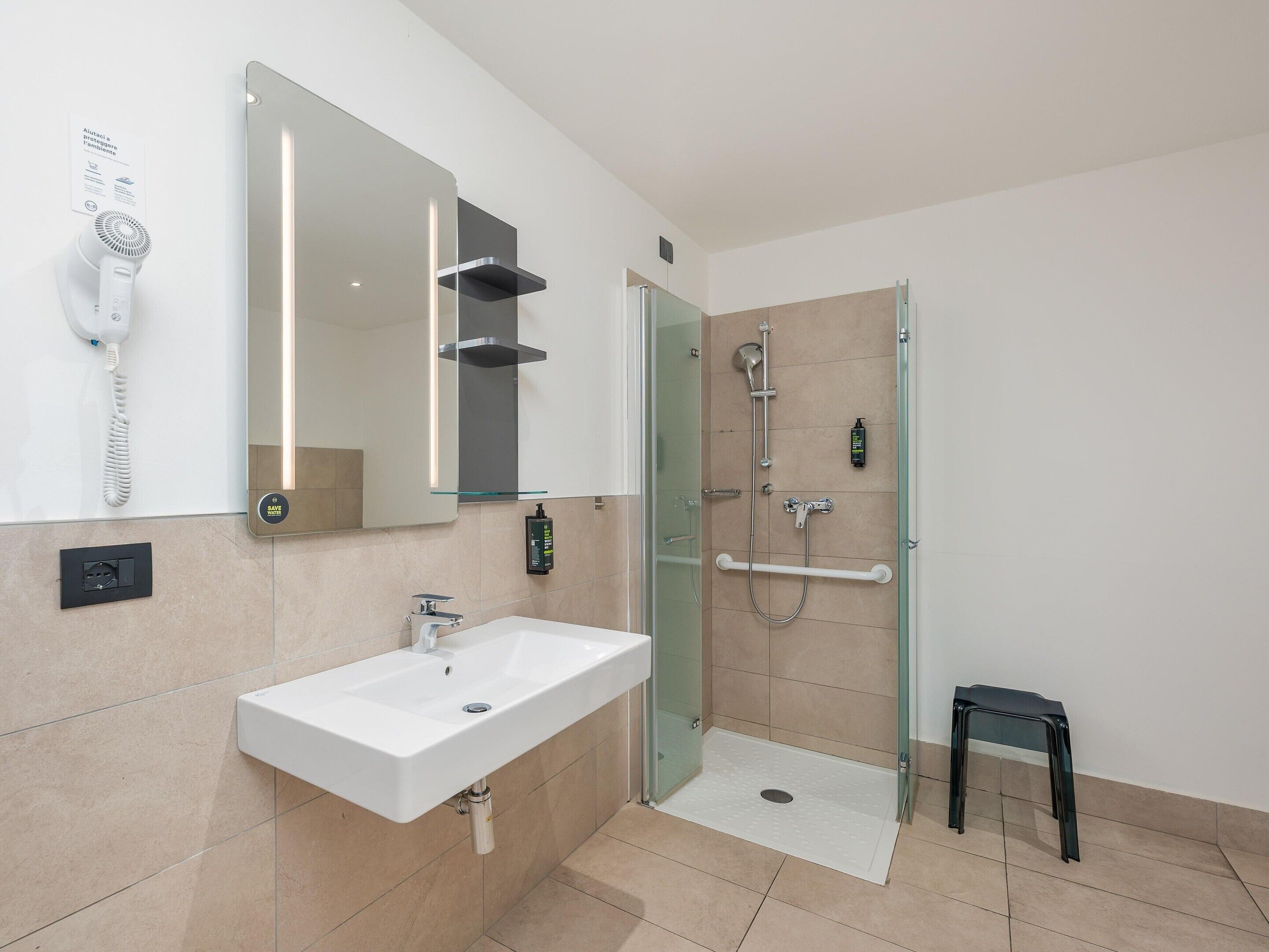 Foto - B&B Hotel Como City Center
