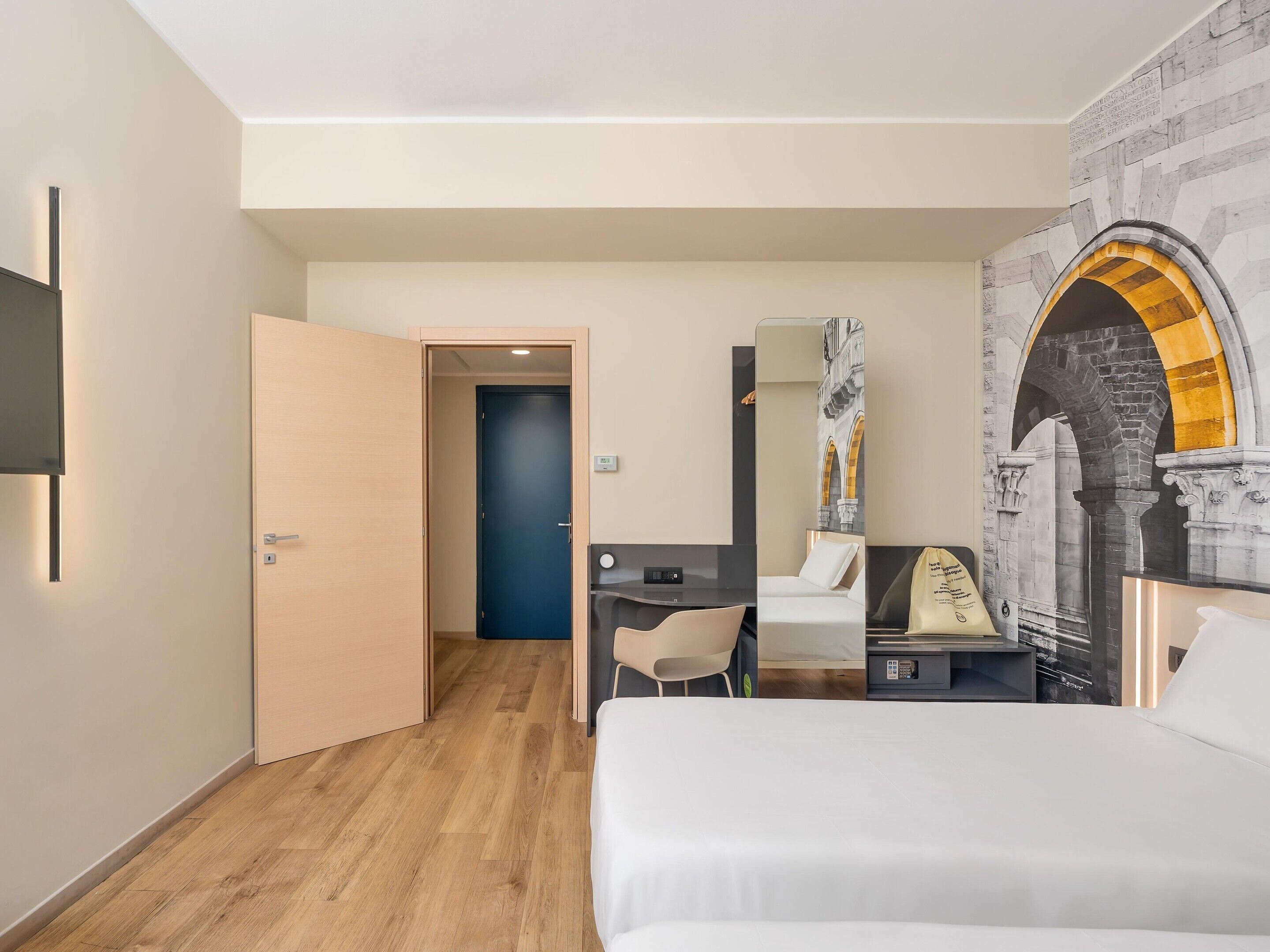 Foto - B&B Hotel Como City Center