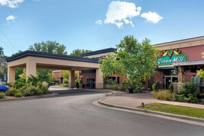 Exterior - Best Western Plus St. Paul North/Shoreview (Shoreview)