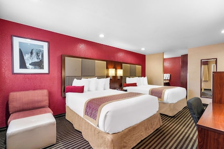 Standard Room, 2 Queen Beds, Non Smoking | Pillowtop beds, desk, laptop workspace, blackout drapes. Best Western Plus Yosemite Way Station Motel