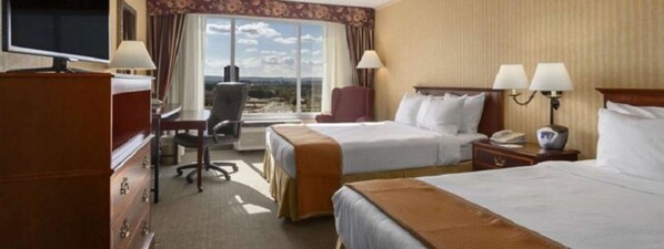 Caja de seguridad en la habitación y escritorio 