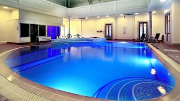 Piscine couverte