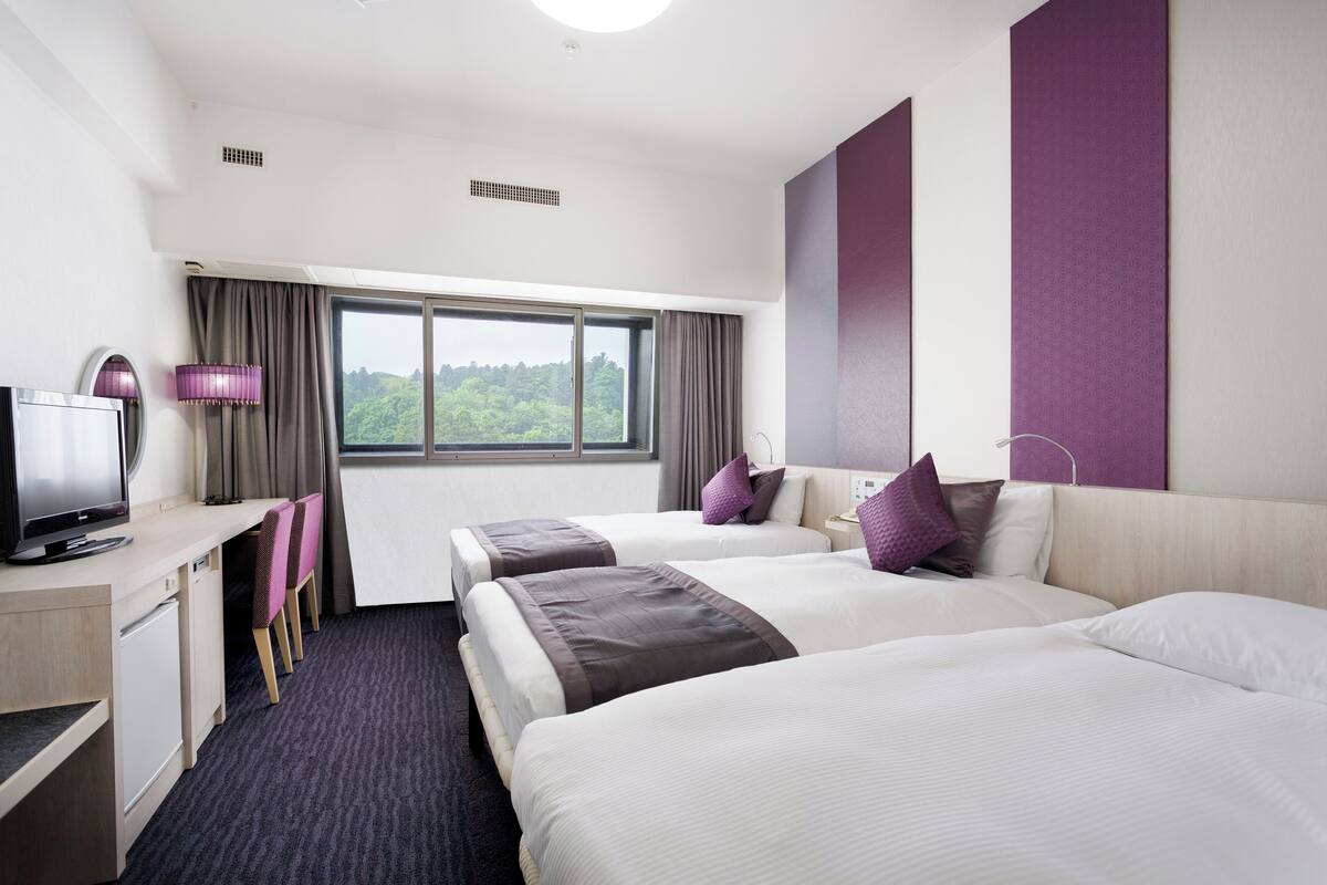 Soundproofing, WiFi (free), bed sheets