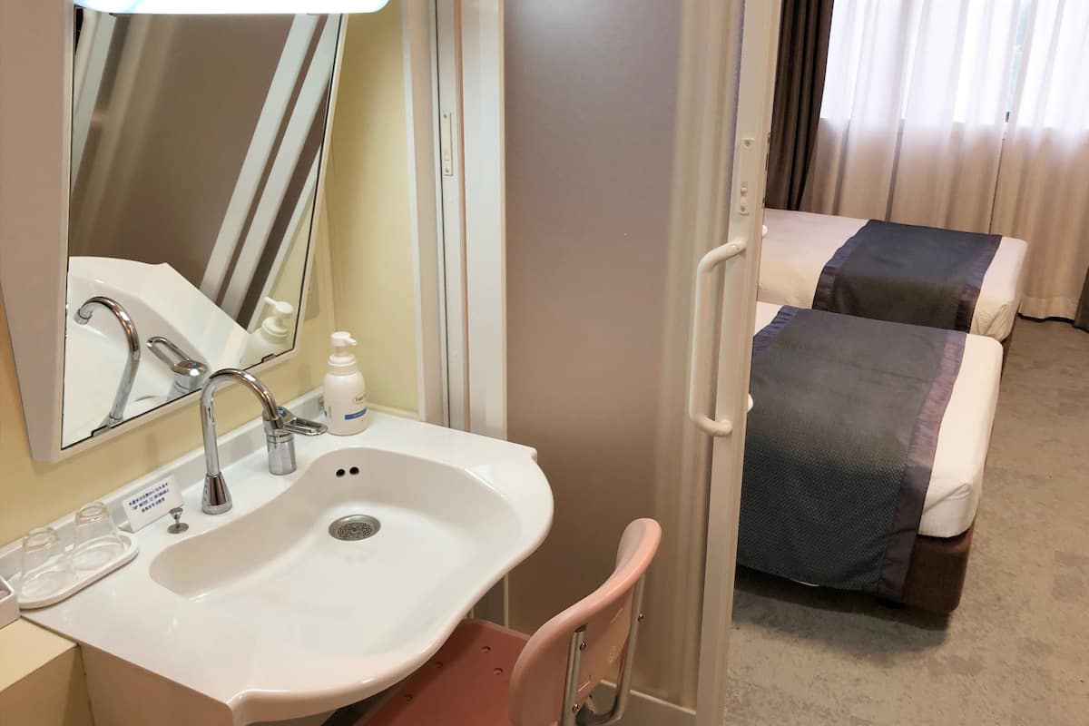 1 bedroom, soundproofing, free wifi, bed sheets