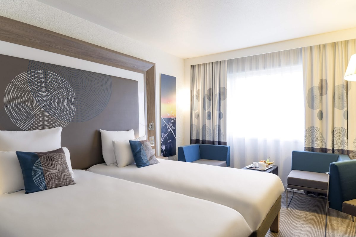 superior room, 2 single beds | hypo-allergenic bedding, minibar, in-room safe, individually decorated