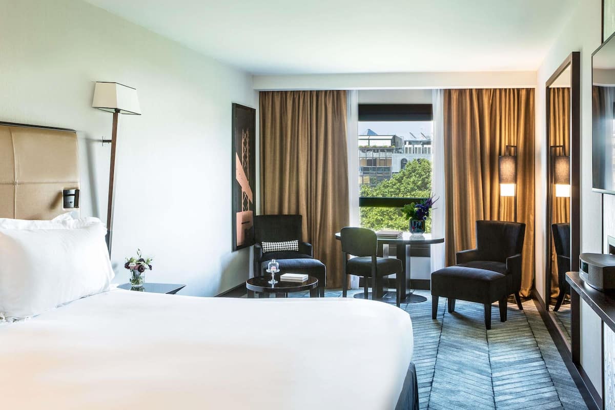 Luxury Room, 1 King Bed | 1 bedroom, premium bedding, minibar, in-room safe