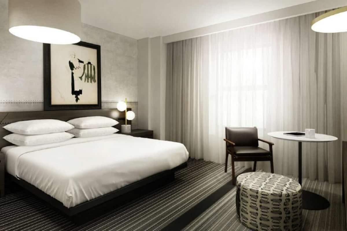 Literie de qualité, espace de travail pour ordinateurs portables