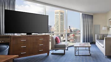 Superior-Suite | Allergikerbettwaren, Daunenbettdecken, Zimmersafe, Schreibtisch