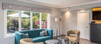 The Inn at 1252