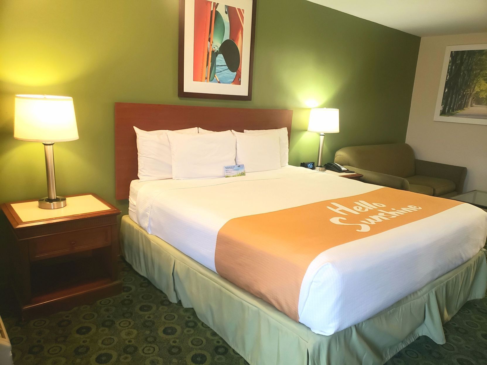 Desk, laptop workspace, free WiFi, bed sheets