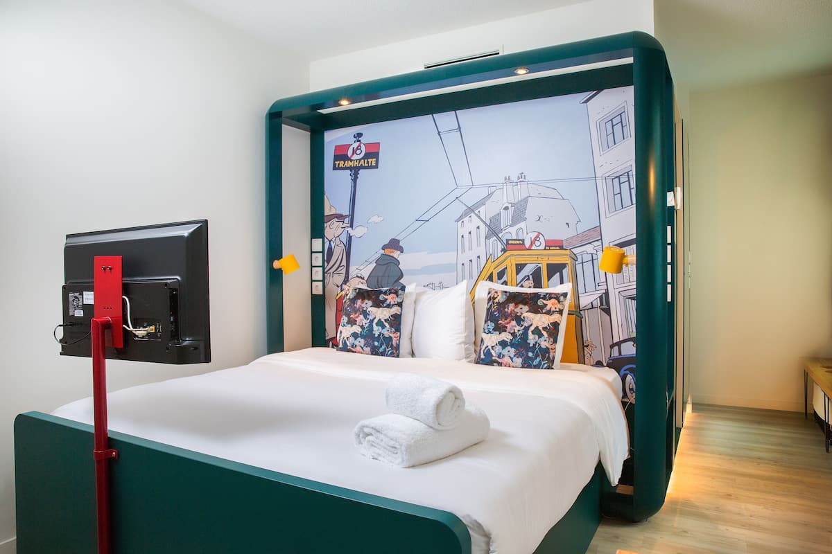 Doppelzimmer | Hochwertige Bettwaren, Zimmersafe, Schreibtisch