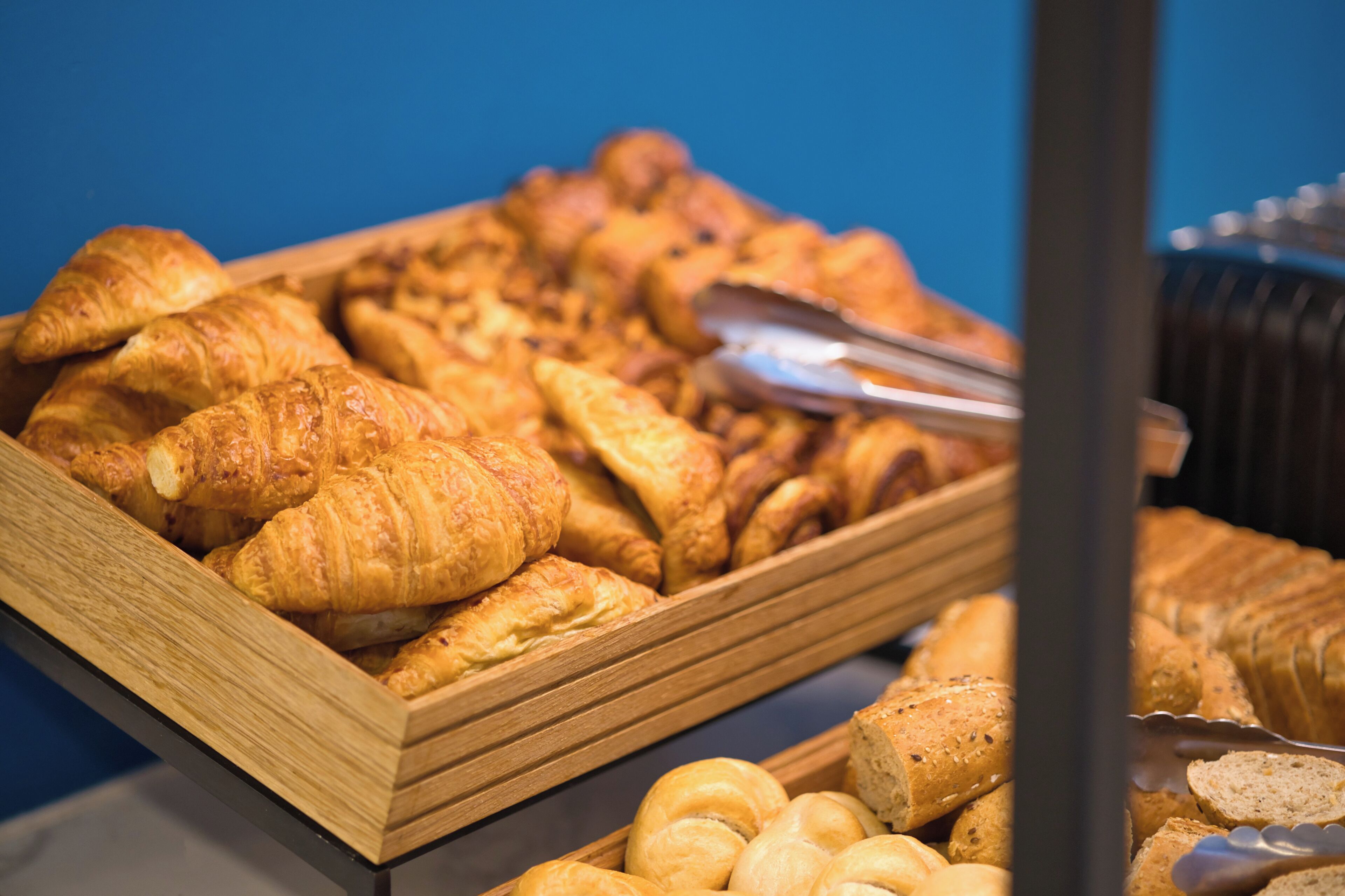 daily buffet breakfast (eur 17 per person)
