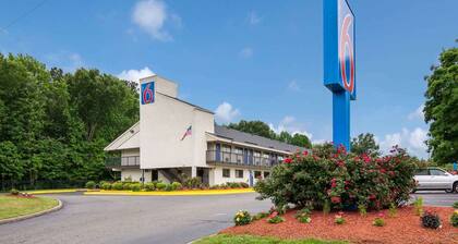 Motel 6 Richmond, VA - Midlothian Turnpike