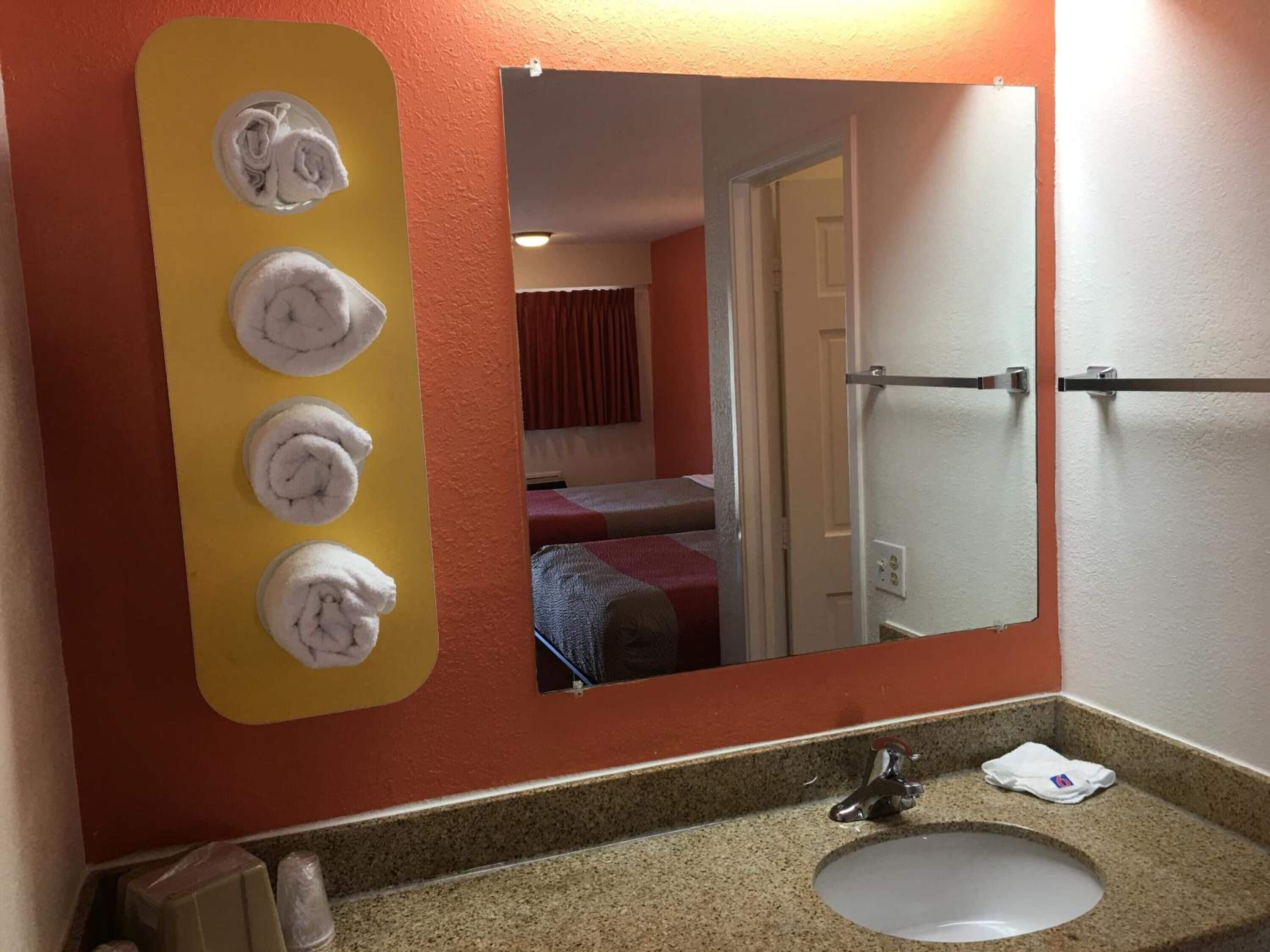 Photo - Motel 6-Richmond, VA - Midlothian Turnpike