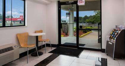 Motel 6 Richmond, VA - Midlothian Turnpike