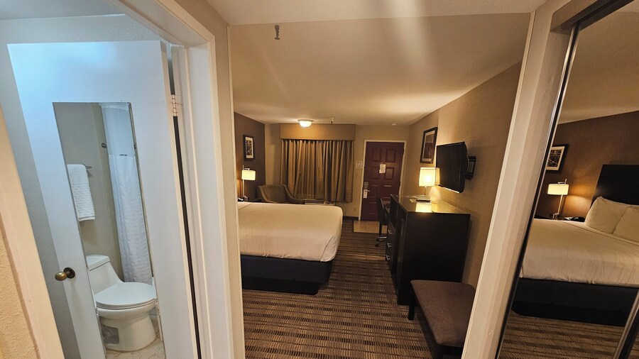 Best Western Pasadena Royale Inn & Suites