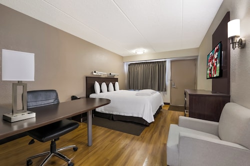 Red Roof Inn PLUS+ Nashville Airport