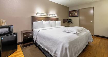 Red Roof Inn PLUS+ Nashville Airport