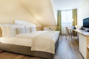 Room - Garner Hotel Erlangen Süd by IHG (Erlangen)